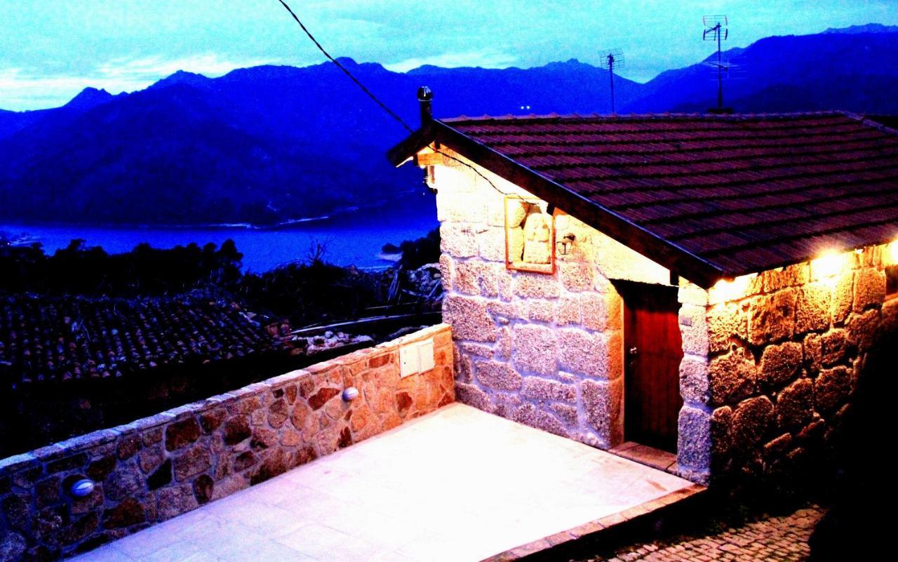 Gasthaus Quinta Da Veiga E Malhadoira Vieira do Minho Exterior foto